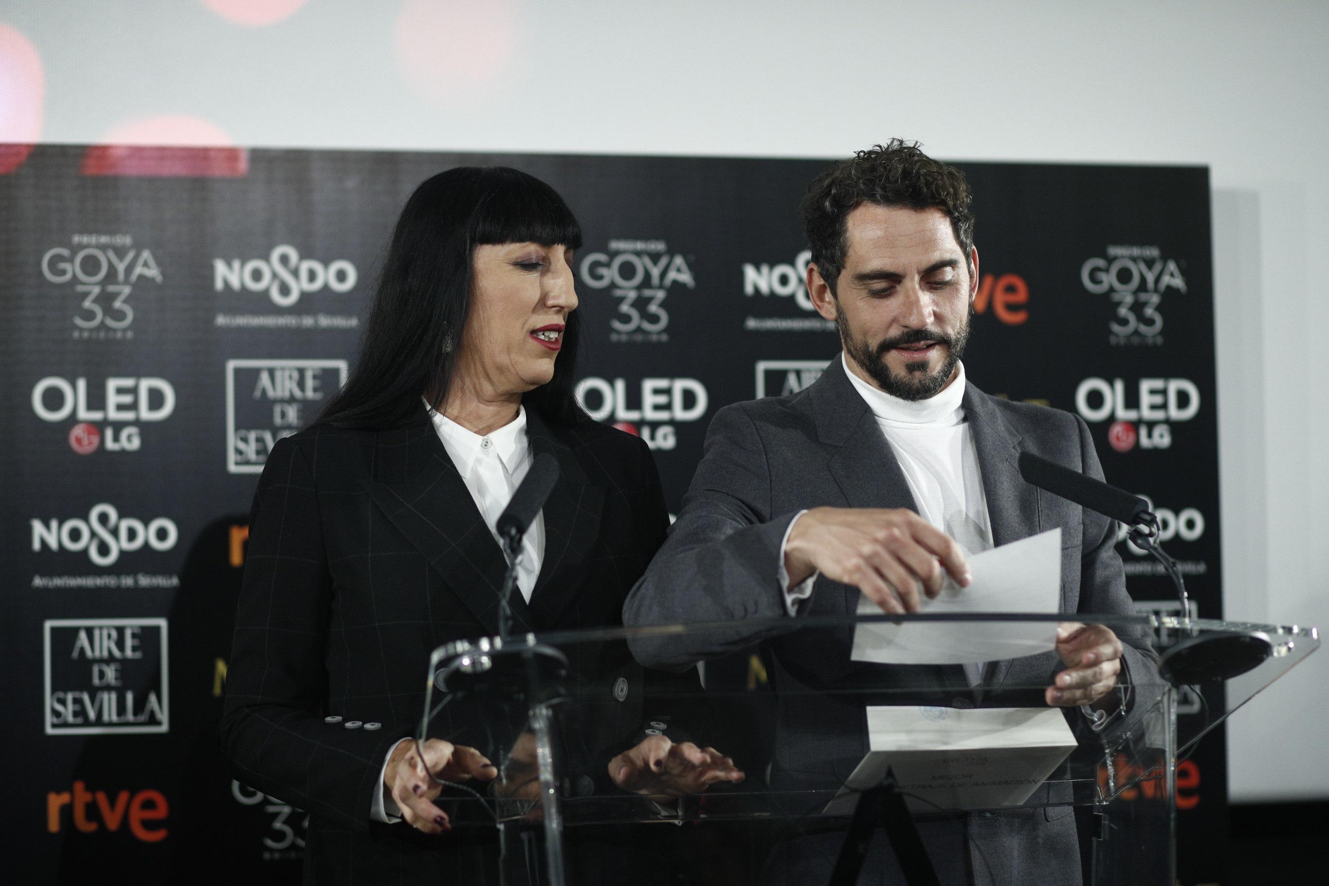 Los actores Rossy de Palma y Paco León leen los nominados a los Premios Goya 2018 