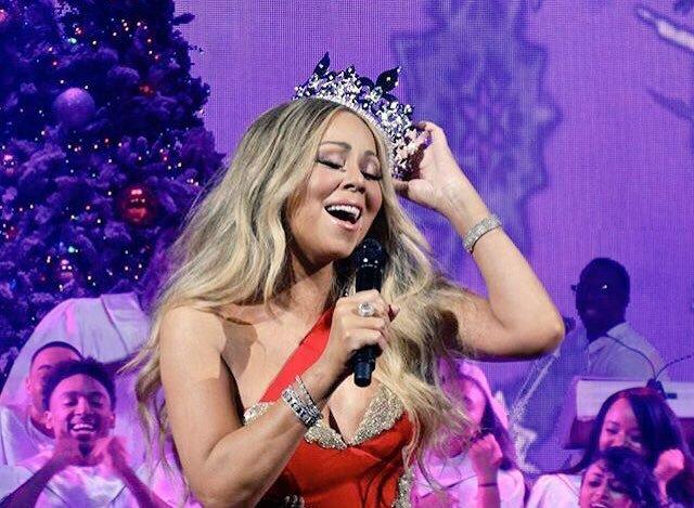 Mariah Carey durante un concierto. Foto Twitter: @MariahCareyITA