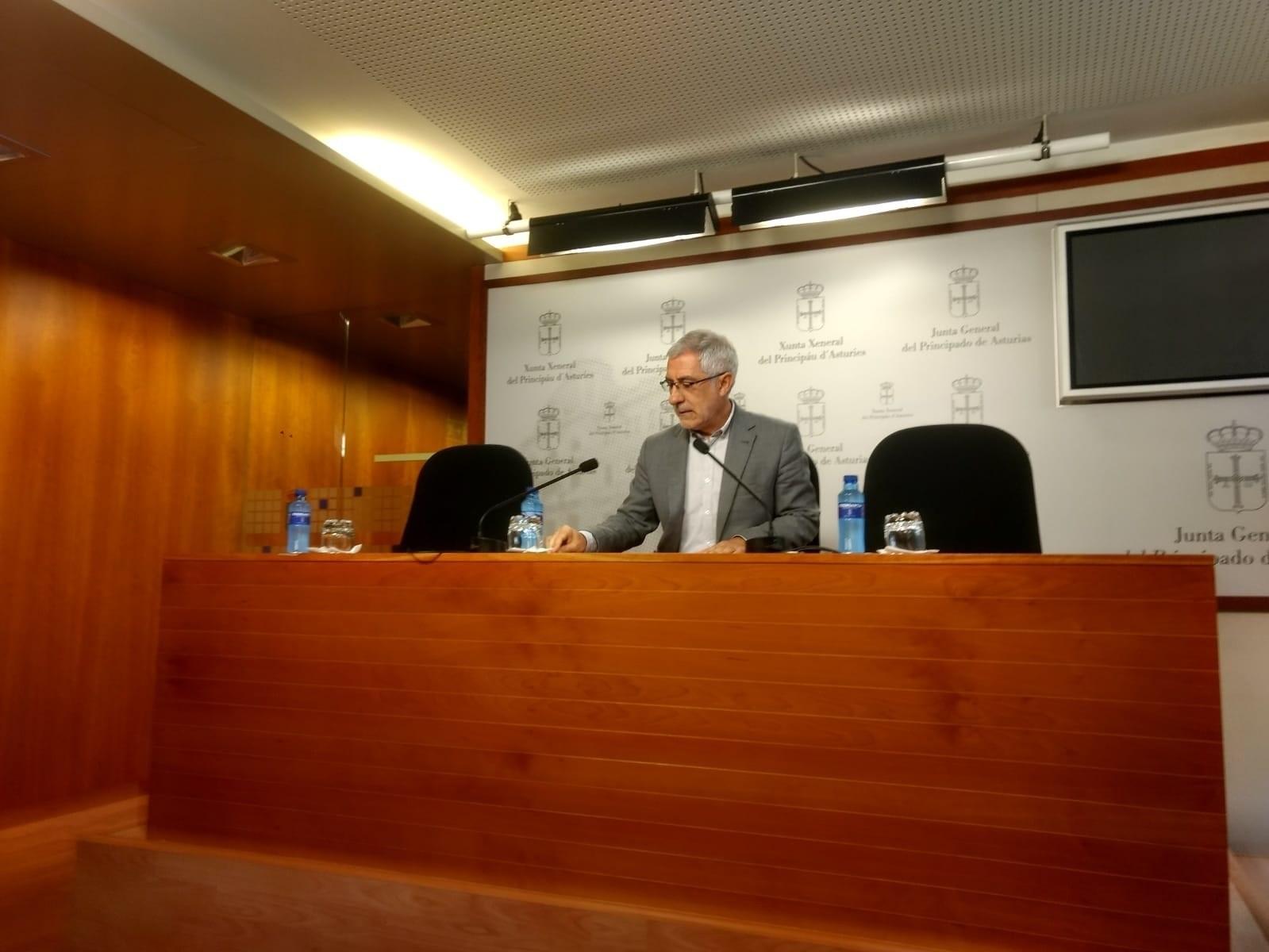 Gaspar Llamazares, portavoz de Izquierda Unida en el Parlamento de Asturias - Europa Press