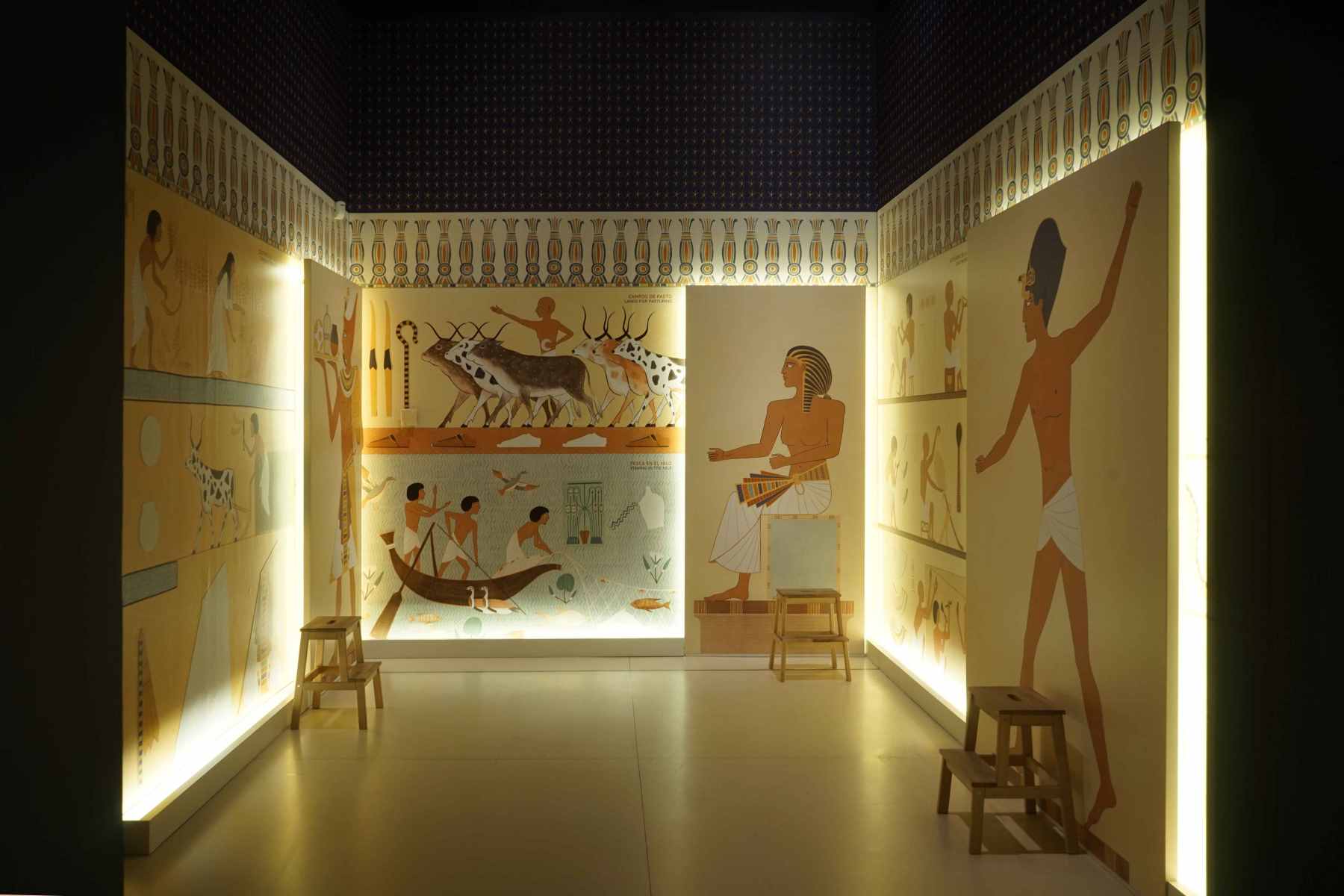 Faraón. Rey de Egipto, exhibe una colección de objetos procedentes del British Museum, la exposición explora los ideales, el simbolismo y la ideología de los Faraones, los señores del antiguo Egipto. 