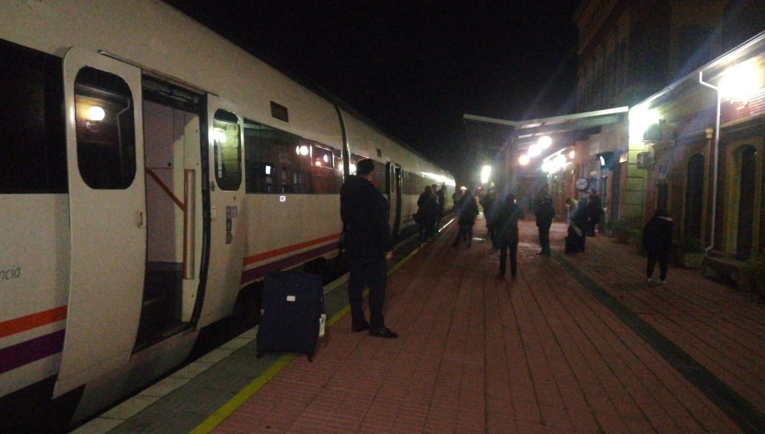 Tren varado en Extremadura. EP