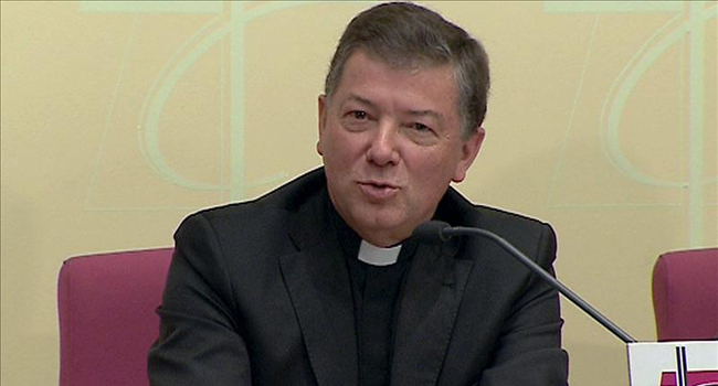 Los obispos amenazan con excomulgar a quienes colaboren en un aborto