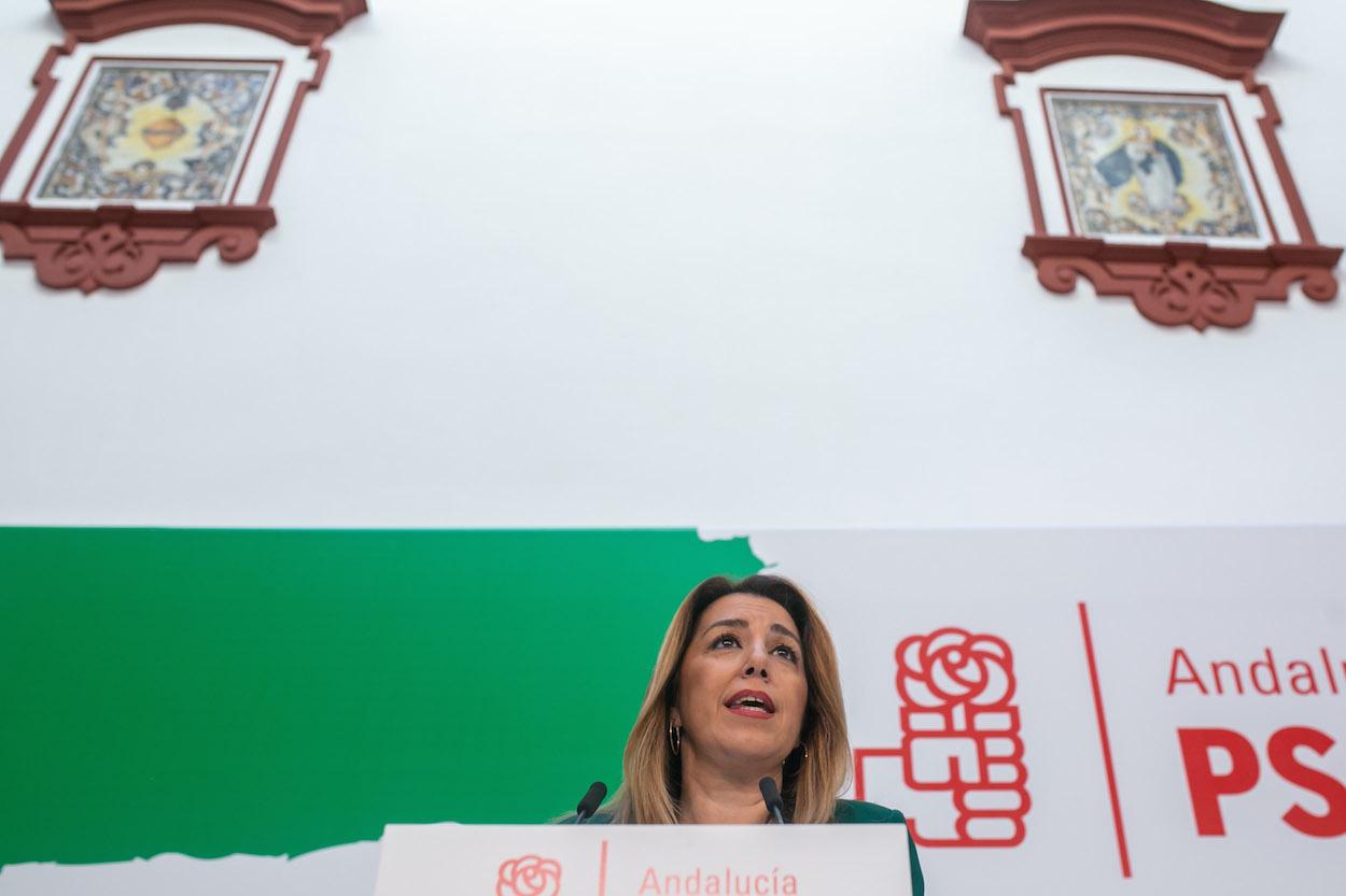 Susana Díaz, en la de prensa de este viernes en la sede del PSOE andaluz. JESÚS PRIETO/EP