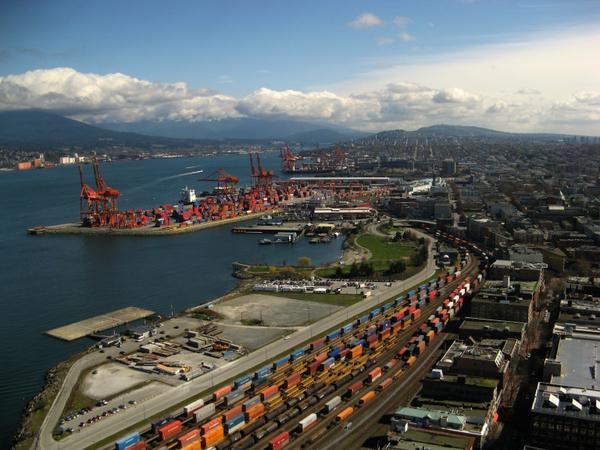 El puerto de Vancouver (Canadá) donde ACS diseñará y ampliará la terminal de contenedores para la autoridad portuaria de Vancouver Fraser en British Columbia