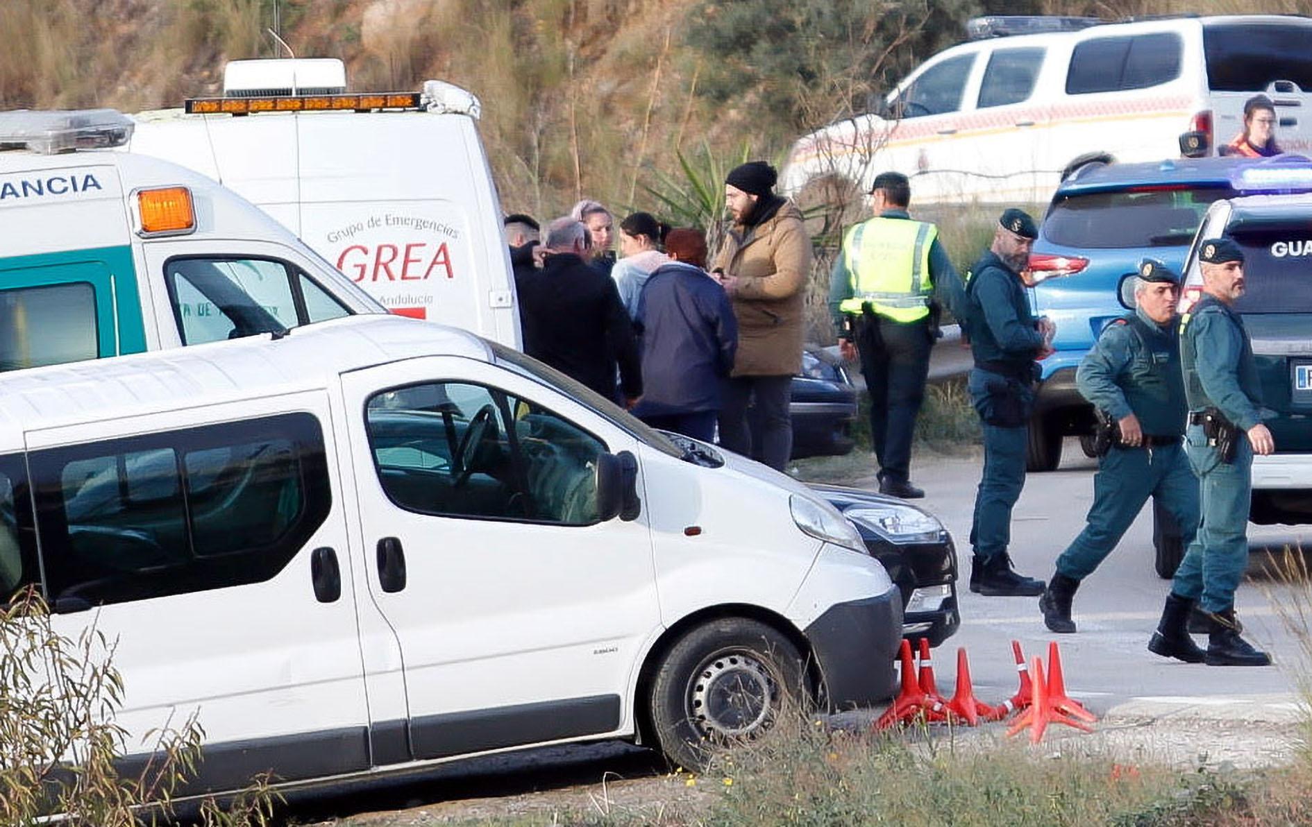  Familiares de Julen el niño que cayó a un pozo en Totalán (Málaga) se reúnen con el operativo de búsqueda -  Álex Zea Europa Press