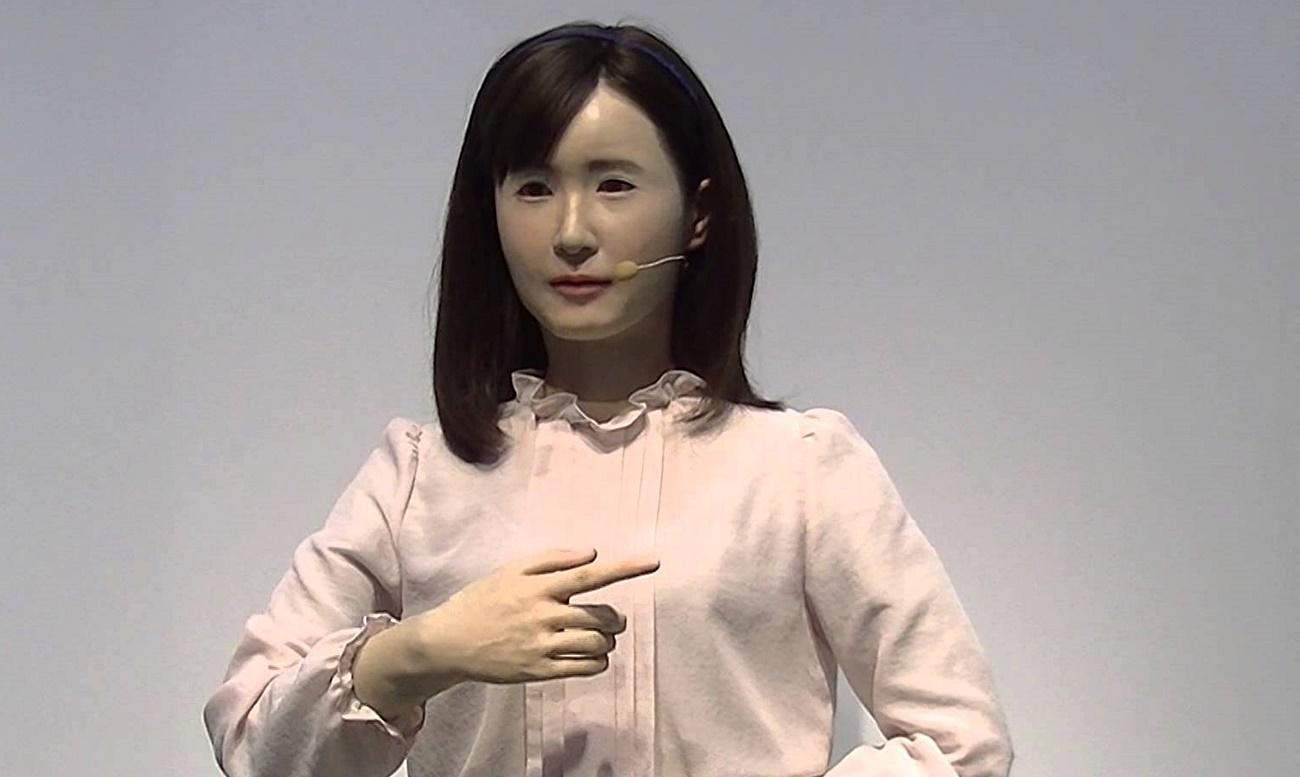 La inteligencia artificial se utiliza ya en múltiples ámbitos de la vida cotidiana. En la imagen un robot de Toshiba.