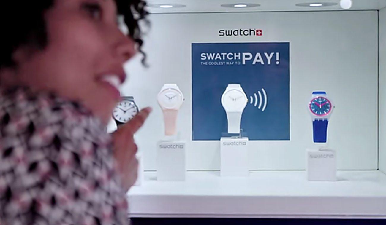 Los relojes Swatch habilitados para pagar sin contacto llegan a Suiza tras su éxito en China (Foto: YouTube).