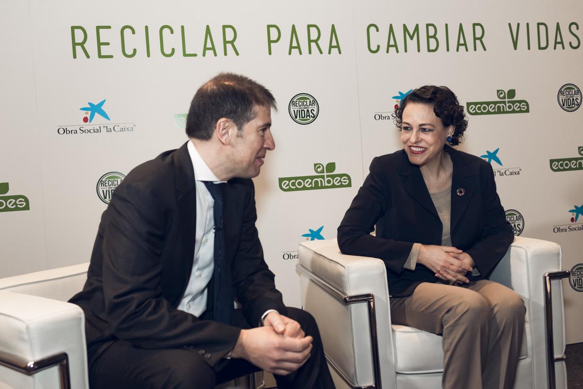 Magdalena Valerio, Ministra de Trabajo, y Óscar Martín, consejero delegado de Ecoembes