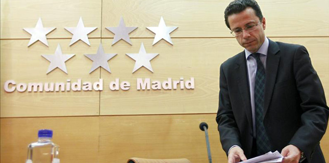 El PP de Madrid sopesa dar al 'quemado' Lasquetty el puesto de senador del 'achicharrado' Granados