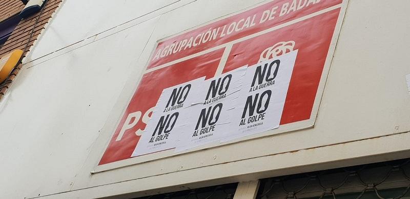 Carteles en la agrupación del PSOE de Badajoz Carteles en la agrupación del PSOE de Badajoz
