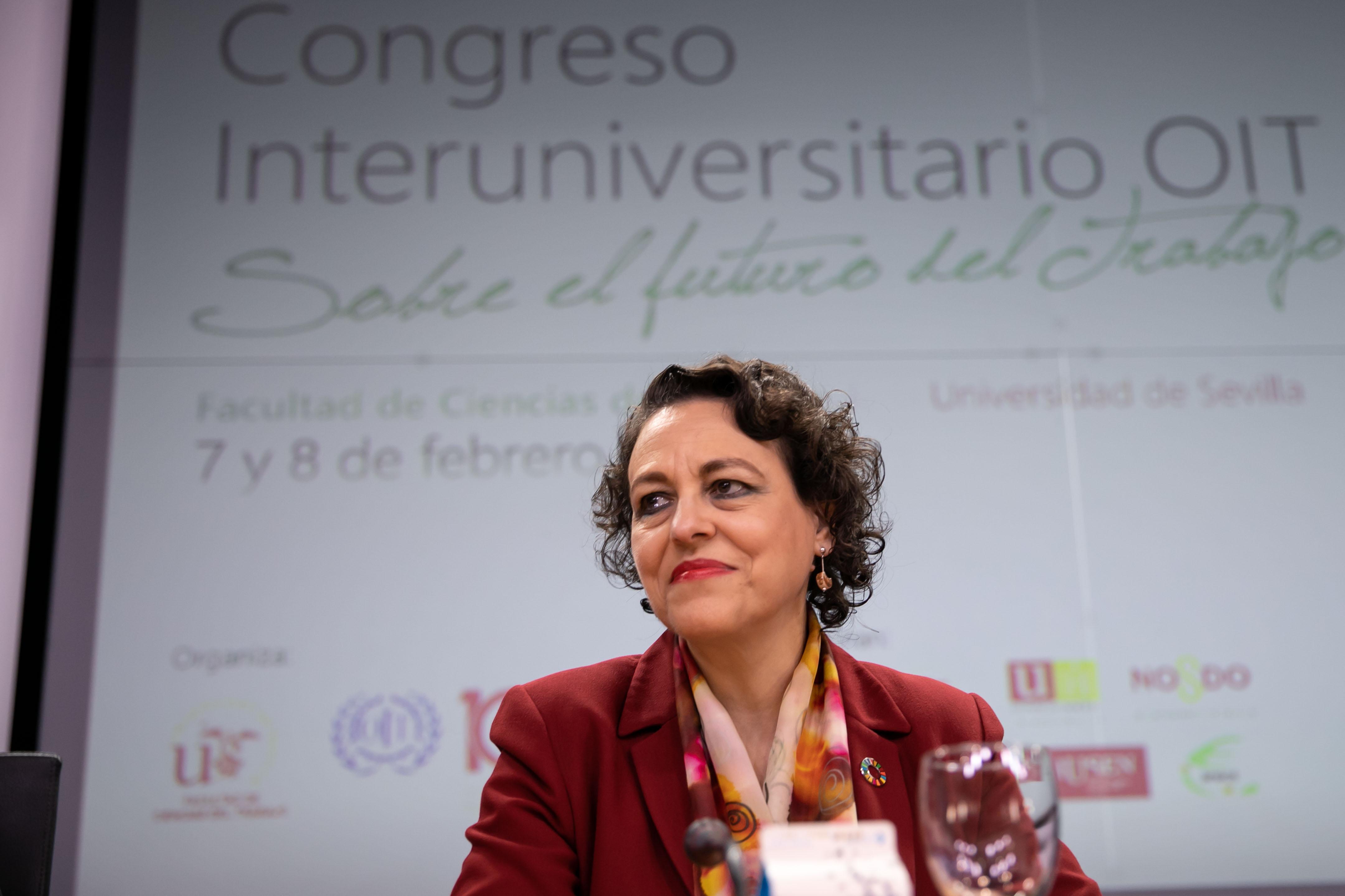 La ministra de Trabajo Migraciones y Seguridad Social Magdalena Valerio inaugura el Congreso sobre El futuro del trabajo organizado por la Universidad de Sevilla - Jesús Prieto Europa Press