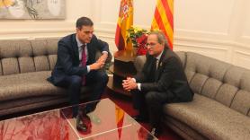 Torra recibe a Sánchez a las puertas del Palacio de Pedralbes antes de reunirse - Europa Press
