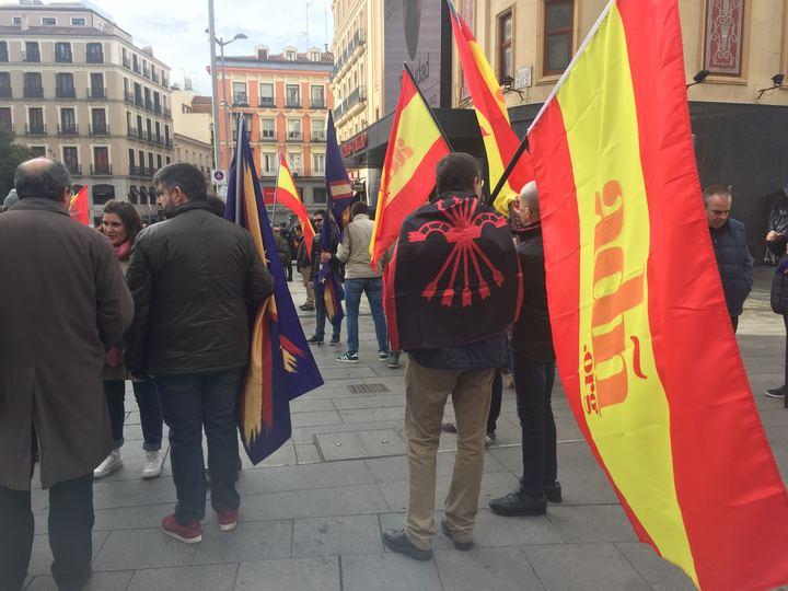 Bandera de la Falange