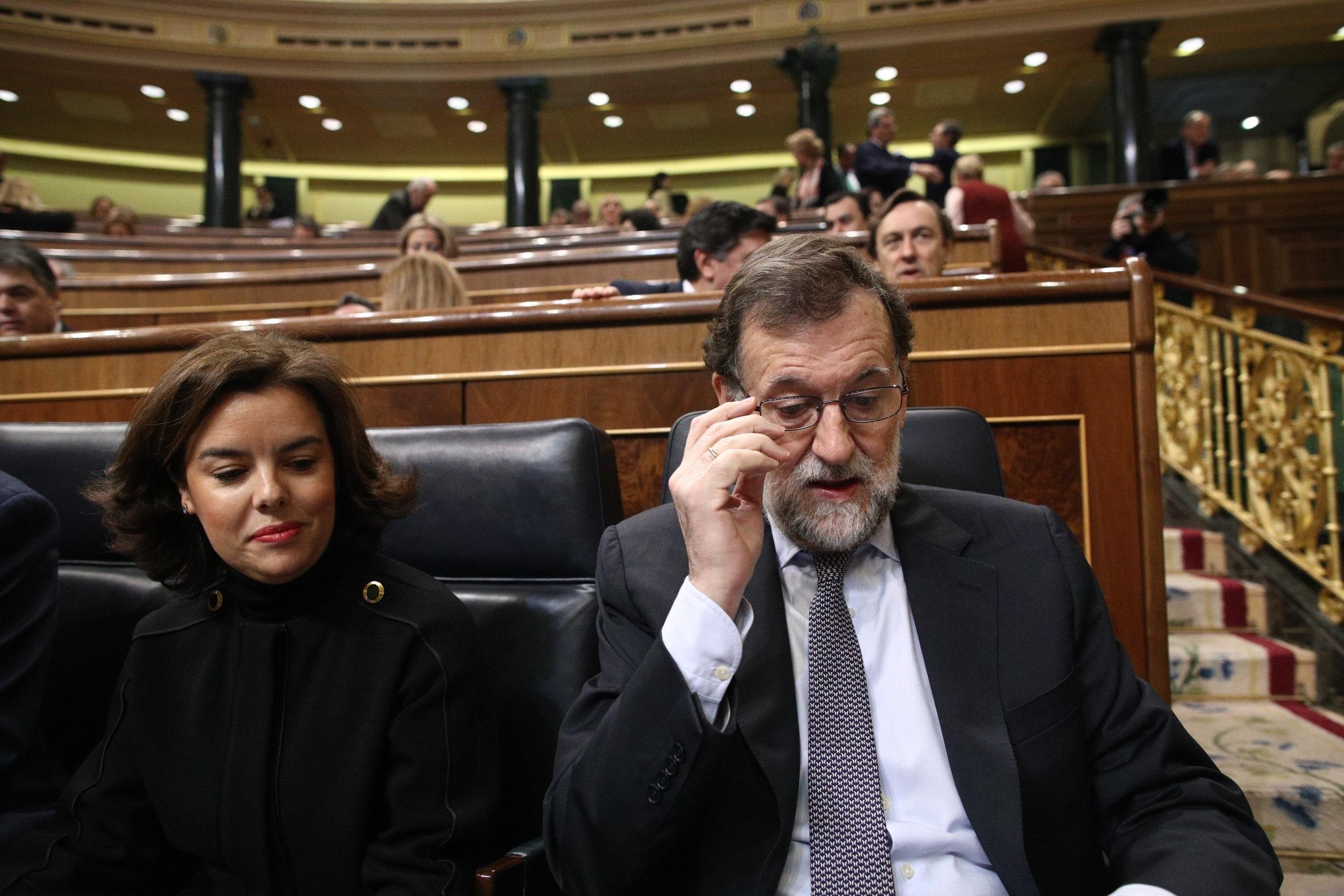 Rajoy delega en Soraya Sáenz de Santamaría la presidencia de la Generalitat