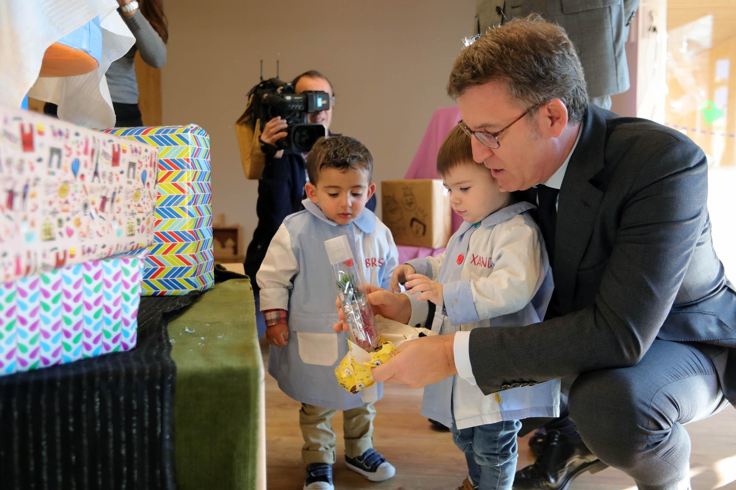 Feijóo, en la escuela infantil de A Estrada