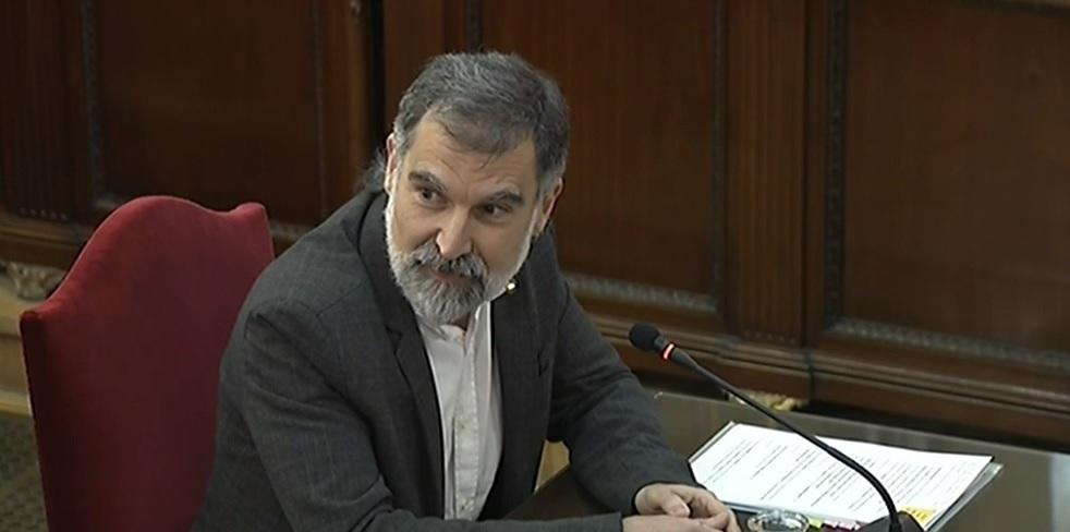 Jordi Cuixart durante el interrogatorio en el juicio del procés. Europa Press.