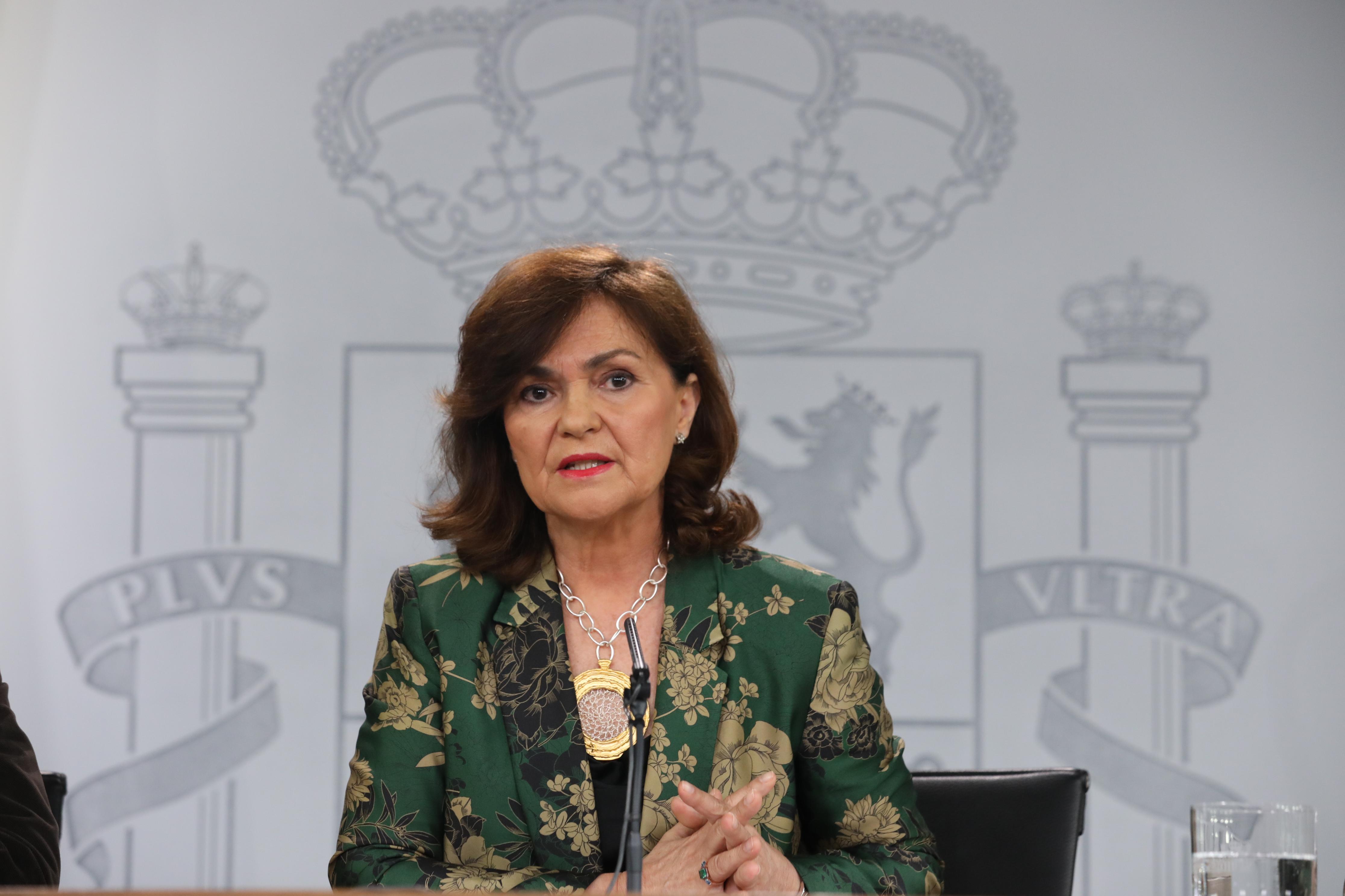 La vicepresidenta del Gobierno, Carmen Calvo, durante la rueda de prensa posterior al Consejo de Ministros. Europa Press.