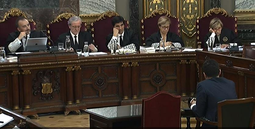 El presidente del tribunal Manuel Marchena junto al resto de magistrados del Supremo. EP