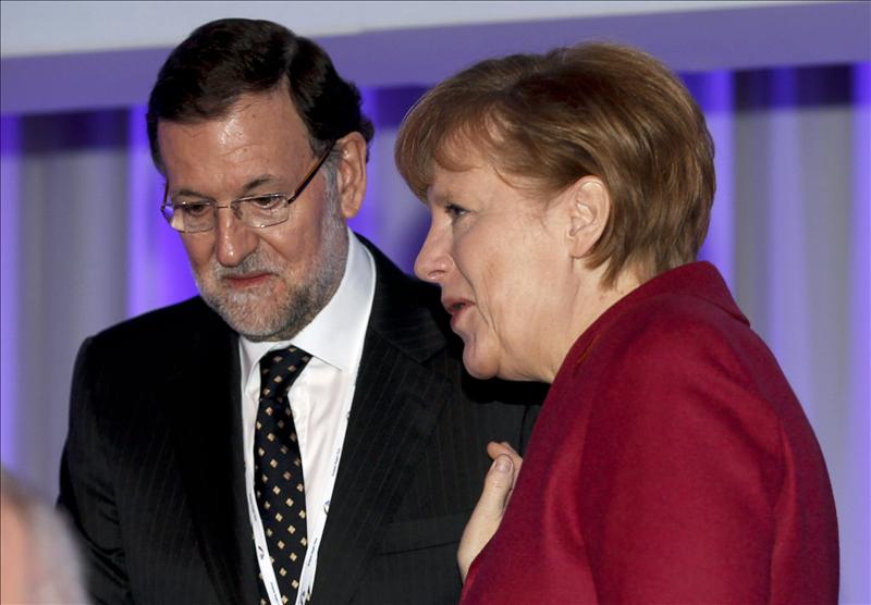 Rajoy y Cospedal votan por primera vez en unas primarias: en Dublín y para elegir el candidato del PPE a la Comisión Europea