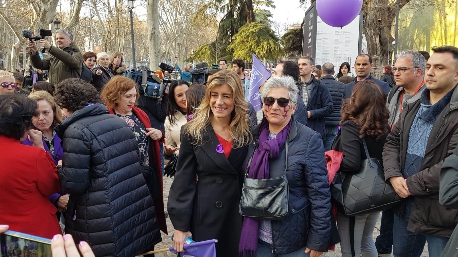  Begoña Gómez, la mujer del presidente del Gobierno, Pedro Sánchez en la manifestación del 8M. EP