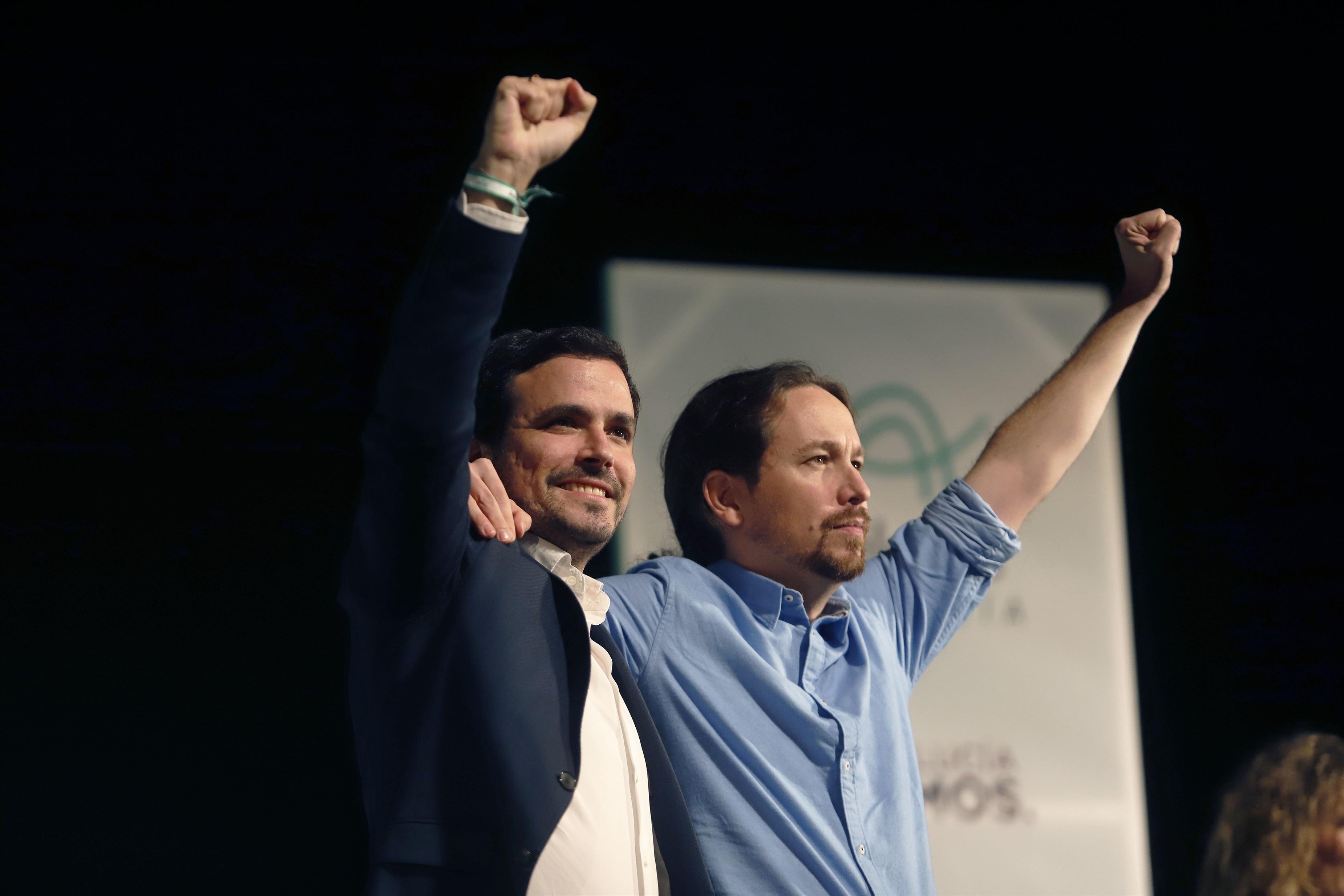 Garzón se alinea con Pablo Iglesias y remarca que IU cumplirá su acuerdo de concurrir con Podemos. Europa Press.