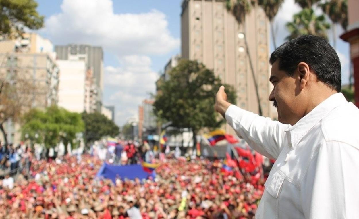 Maduro, en la imagen durante una manifestación en Caracas, insiste en que los apagones se deben a ataques al suministro eléctrico por parte de EEUU (Foto: Europa Press).