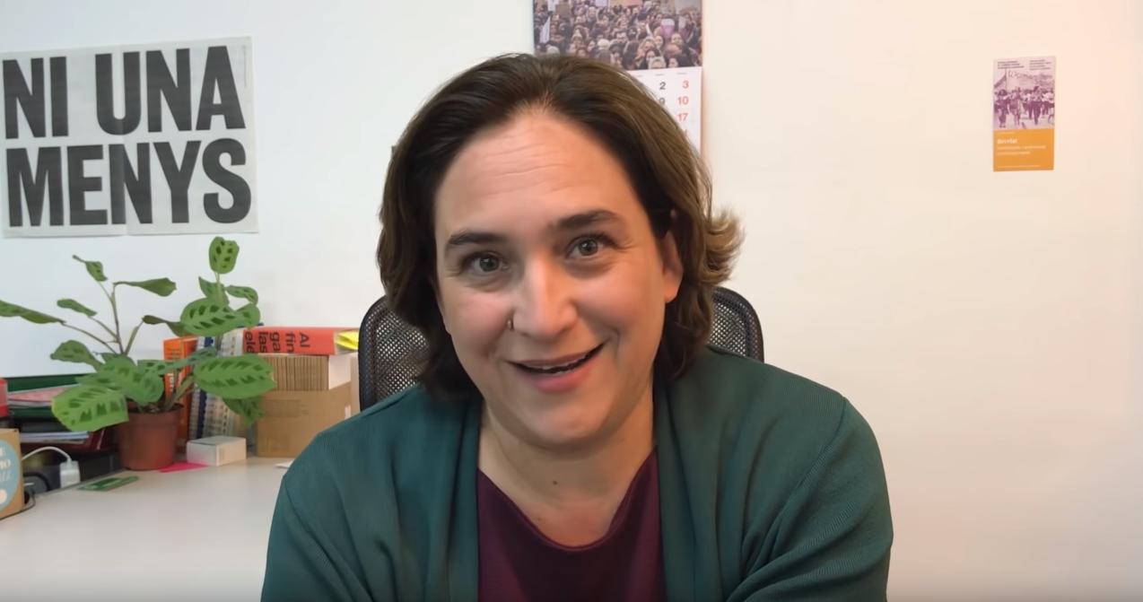 Ada Colau en su primer vídeo de YouTube para la campaña electoral.