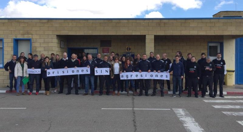 Funcionarios de la prisión de Daroca contra las agresiones. UGT Funcionarios de la prisión de Daroca contra las agresiones. UGT