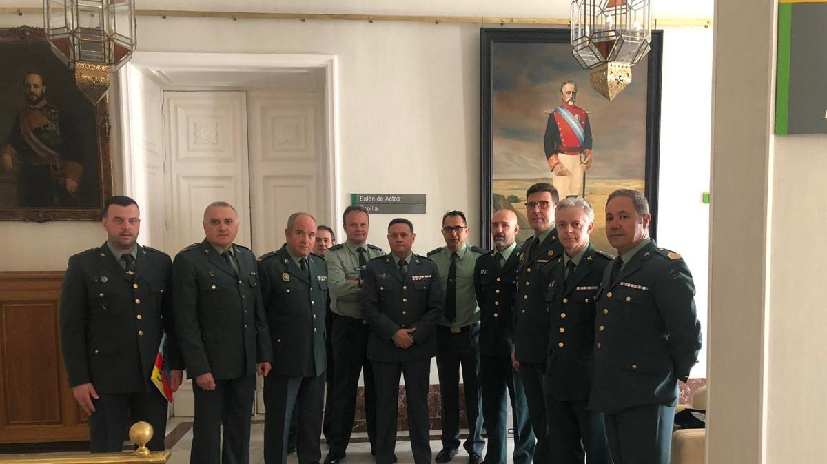 Los representantes de las asociaciones de la Guardia Civil. Fuente: AUGC