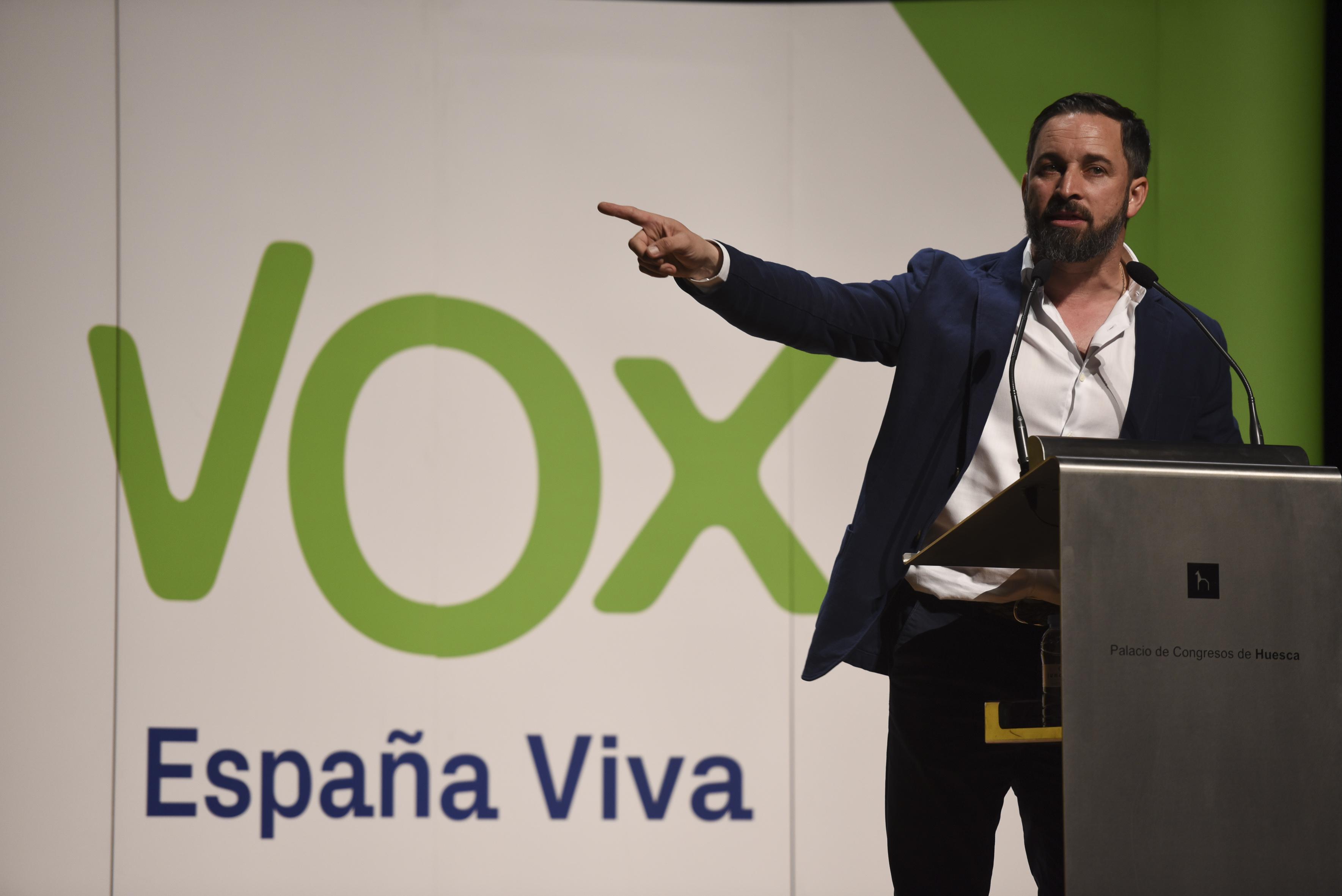El presidente de Vox Santiago Abascal participa en un acto público en Huesca. Europa Press. 