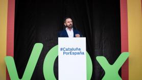 El presidente de Vox Santiago Abascal interviene en la concentración convocada por el partido bajo el lema 'Cataluña por España' en Barcelona (Cataluña) 