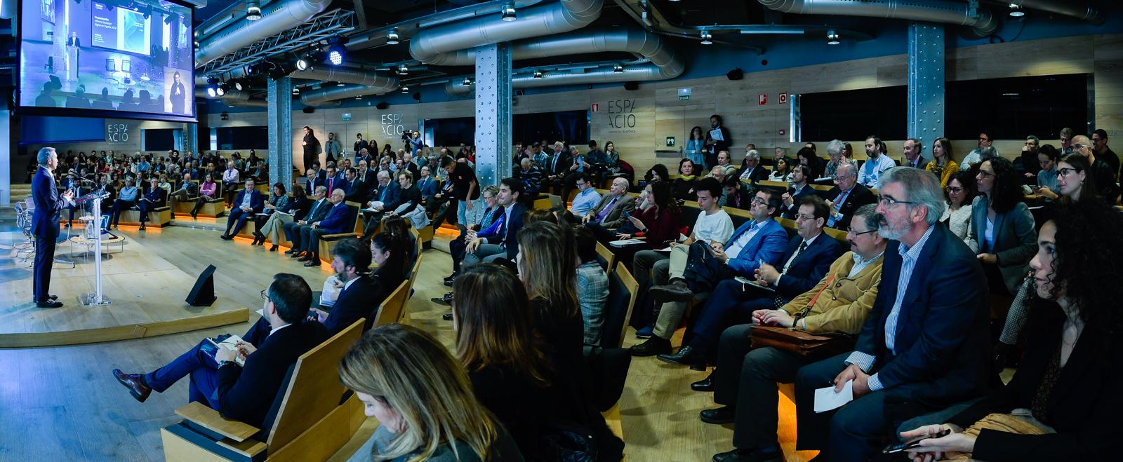 Vicente Vallés ha presentado el informe 'Sociedad Digital en España 2018', editado por Telefónica