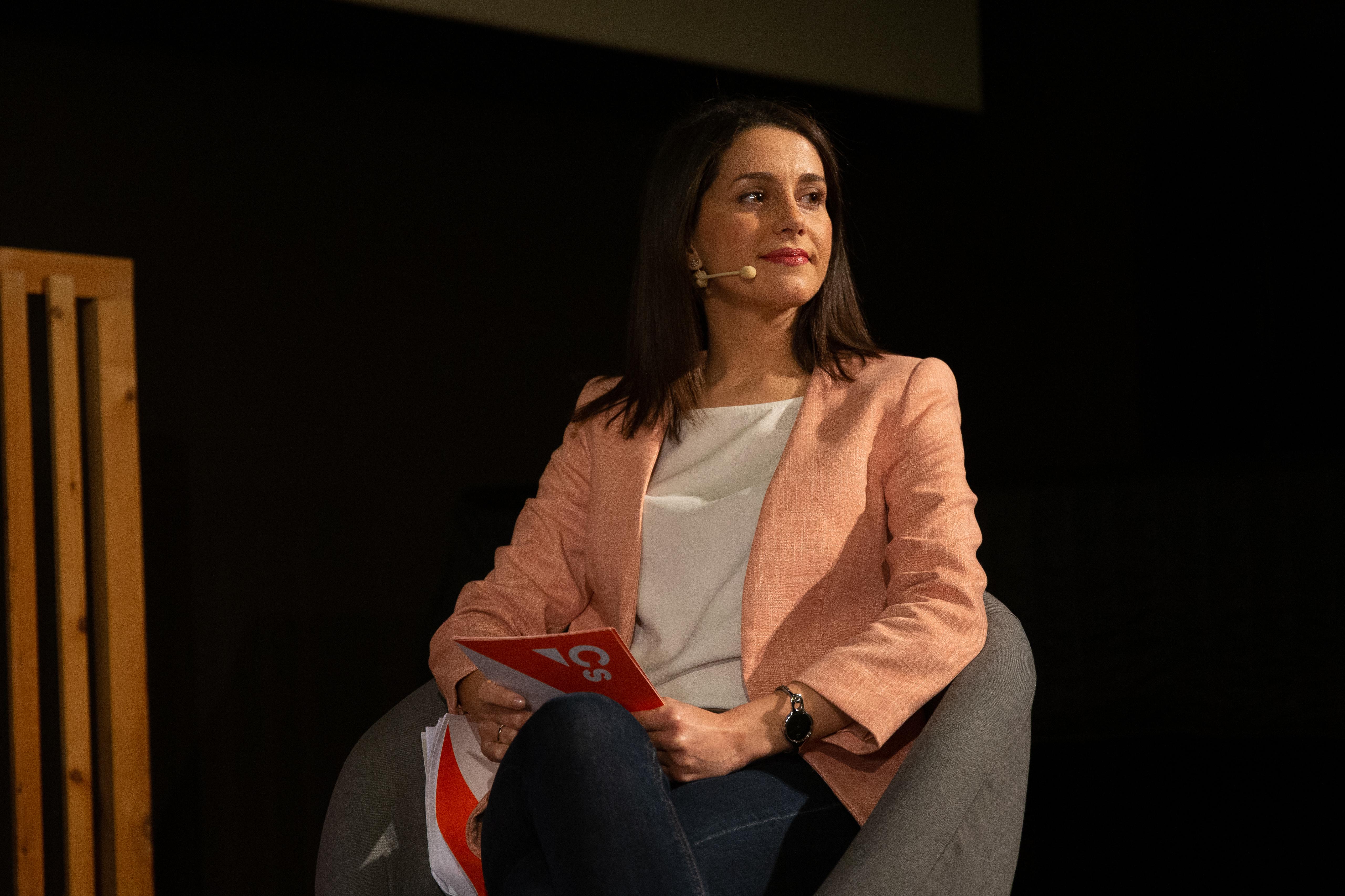 La candidata por Barcelona de Cs a las generales Inés Arrimadas participa en un debate organizado por el periódico La Vanguardia 
