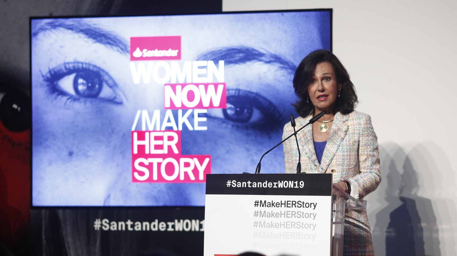 La presidenta del Banco Santander Ana Botín interviene en la inauguración de 'Santander WomenNow Summit' (Foto:Europa Press)