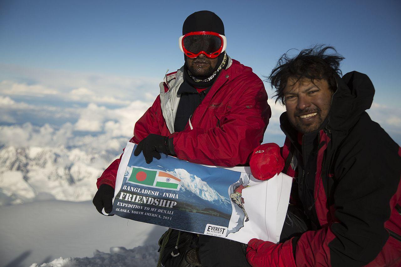 Miembros de una espedición asiática al Monte Denali. Foto: Chic500