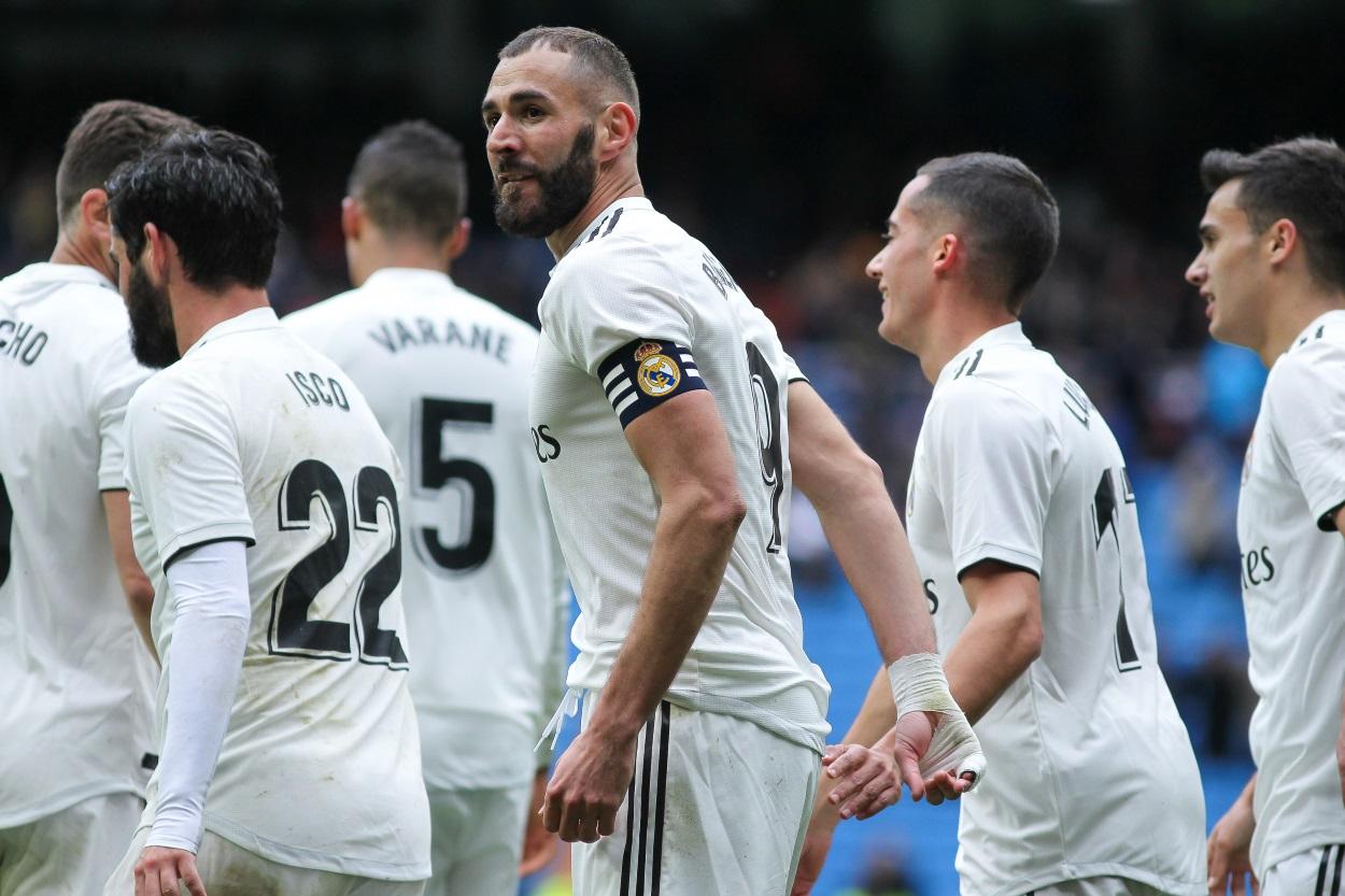 Karim Benzema celebrando uno de los goles del Real Madrid