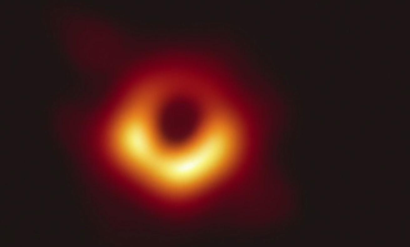 Primera imagen real de un agujero negro. EuropaPress 