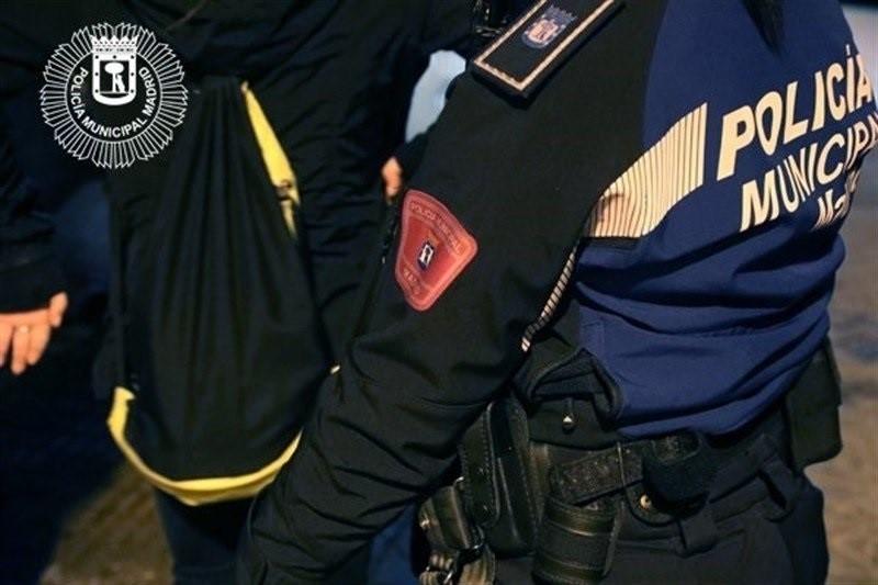 Detenido un varón de 39 años por robar de un Punto Limpio ocho microondas catorce sartenes y una bicicleta. EuropaPress