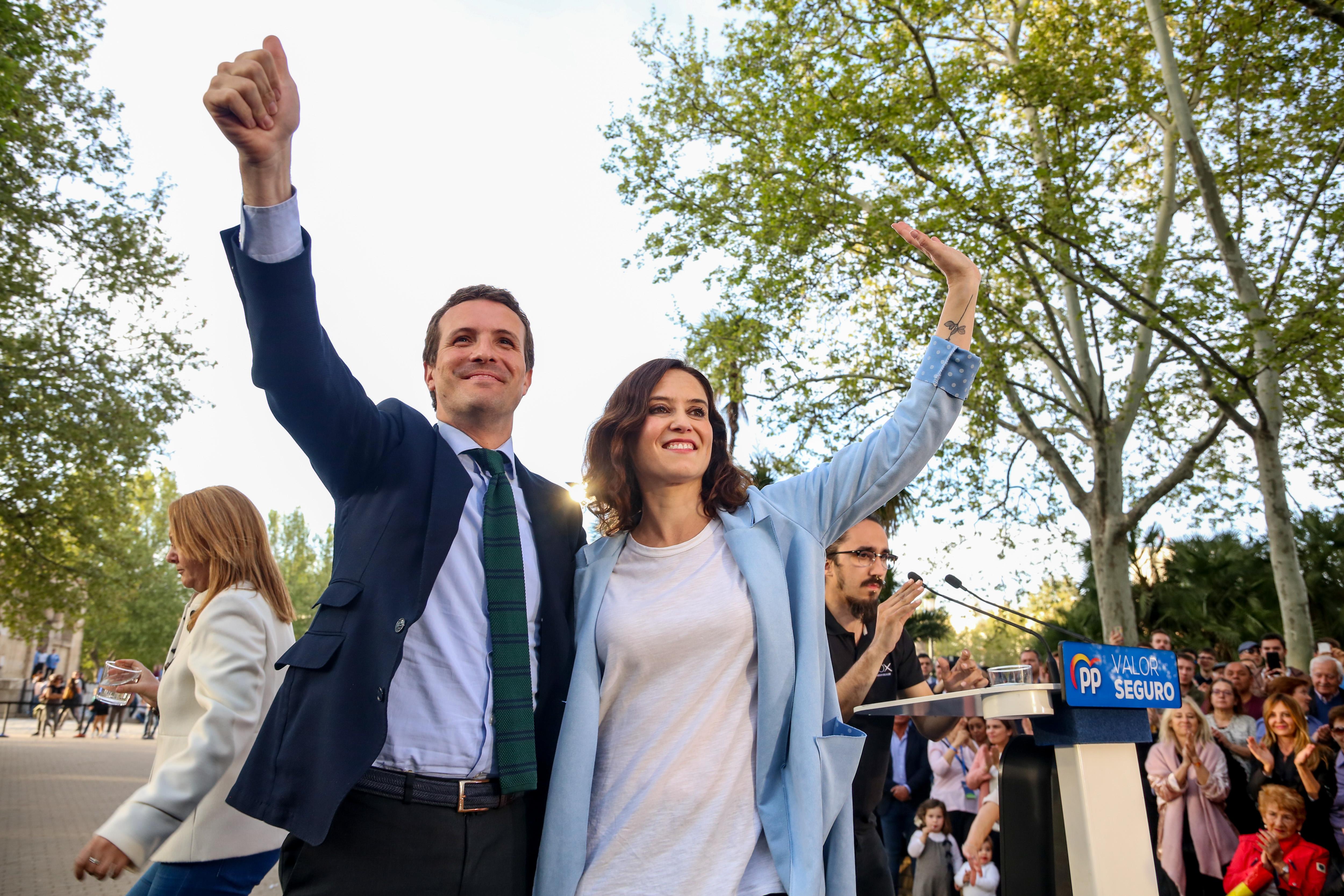 Pablo Casado e Isabel Díaz Ayuso en un acto del partido en Madrid 