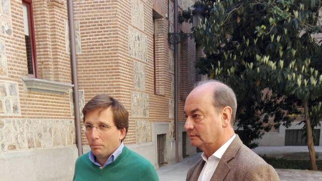 José Luis Martínez Almeida junto a Fernando Martínez Vidal. Europa Press