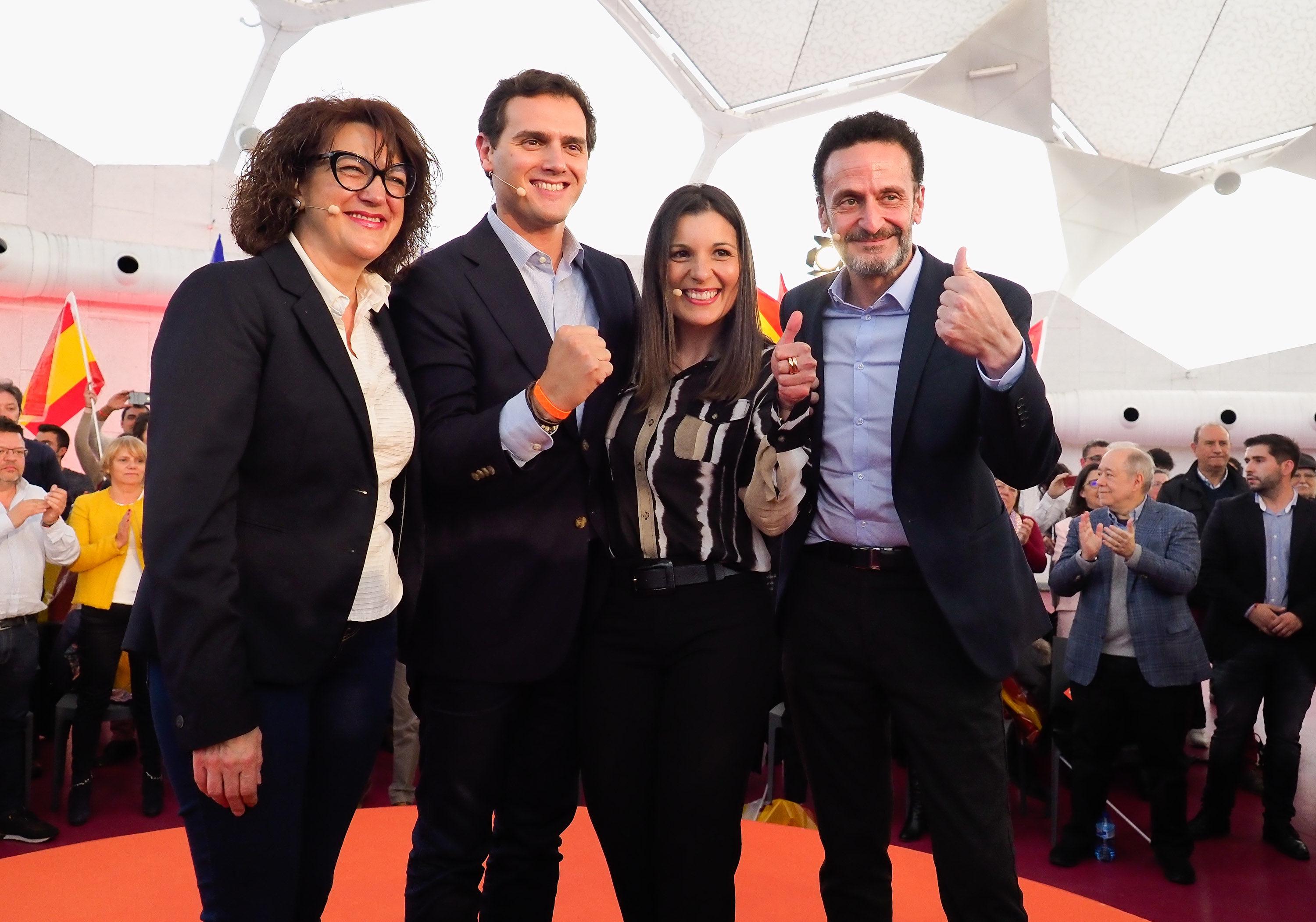 La exportavoz parlamentaria del PSOE y exsecretaria de Estado Soraya Rodríguez el presidente de Ciudadanos Albert Rivera la candidata a las primarias de Cs al Congreso por Valladolid Soray