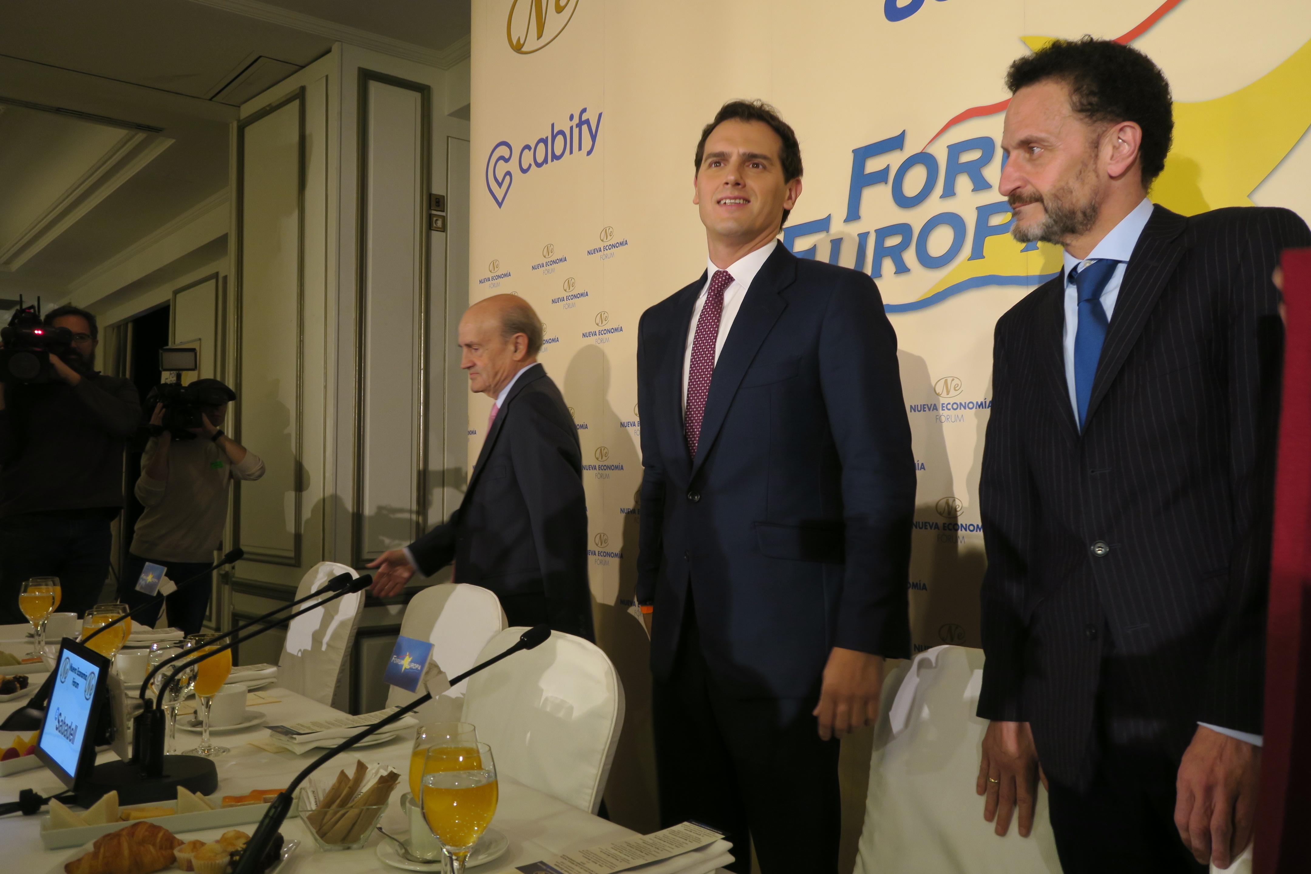 Albert Rivera, junto a Edmundo Bal, en el Desayuno Informativo de Fórum Europa. Luis Marchal. 