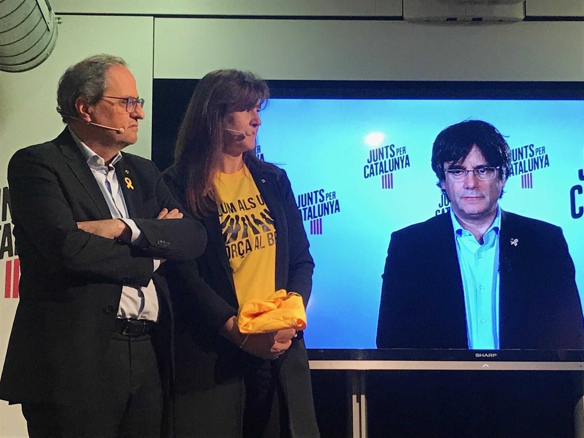 Acto de JxCat con Quim Torra; L Borràs y el expresidente Carles Puigdemont - Europa Press