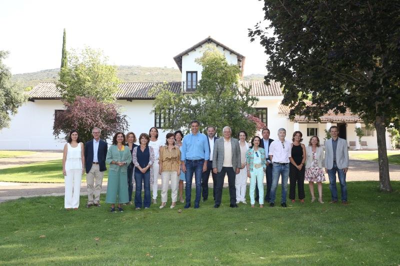 Sánchez y sus ministros en Quintos de Mora Sánchez y sus ministros en Quintos de Mora