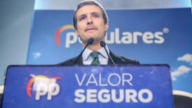 El presidente del Partido Popular Pablo Casado ofrece declaraciones a los medios de comunicación tras la reunión del Comité Ejecutivo del Partido Popular convocada después del fracaso electoral de la formación polí