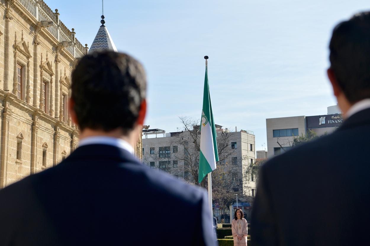 Juanma Moreno y Juan Marín, en los actos del Día de Andalucía. OFICINA DEL PORTAVOZ DEL GOBIERNO
