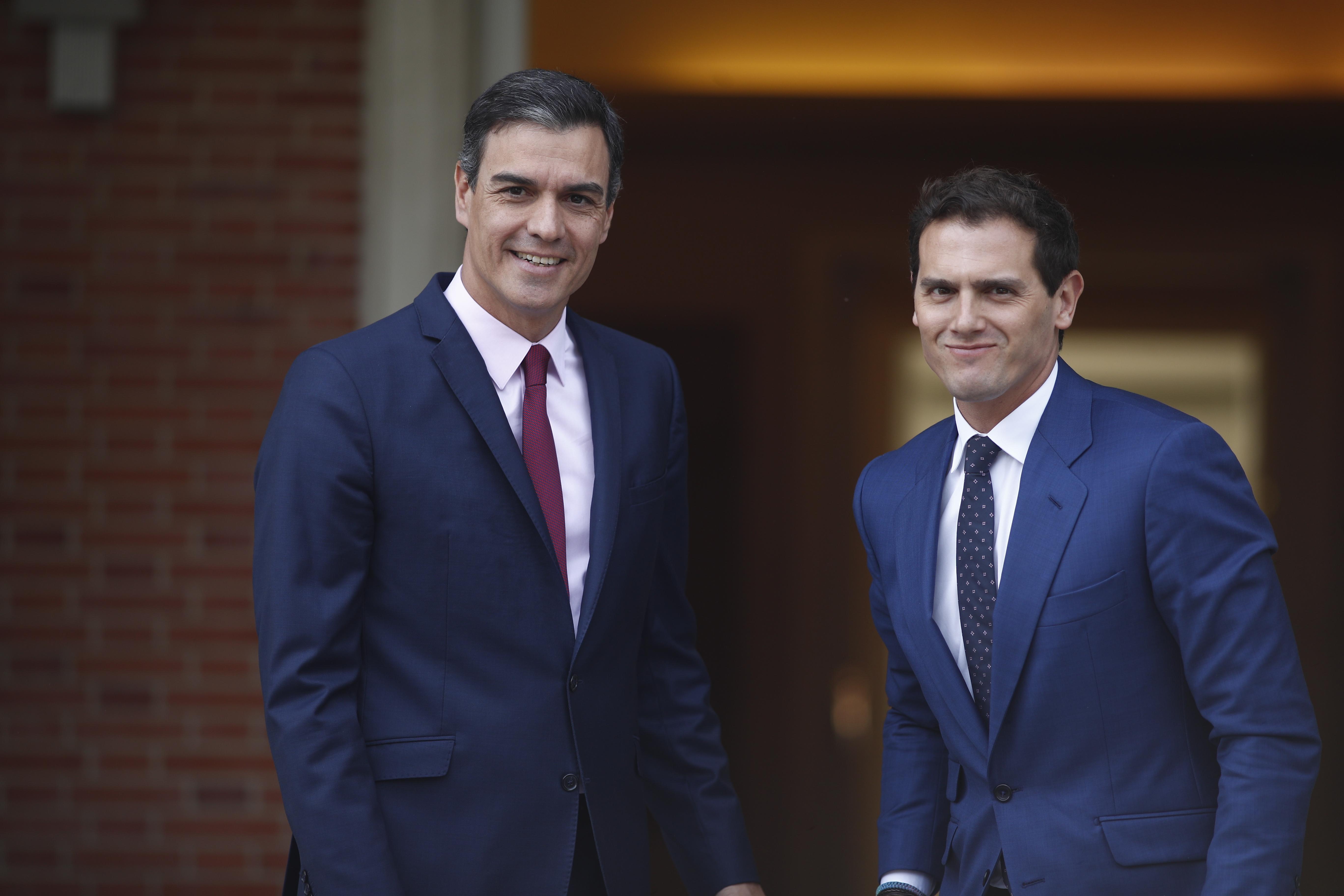 El presidente de Ciudadanos Albert Rivera  interviene durante la sesión constitutiva del Congreso de los Diputados.