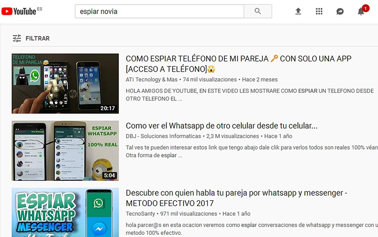 Solo buscar los términos 'espiar novia' en YouTube da como resultado algunos tutoriales como los de la imagen.