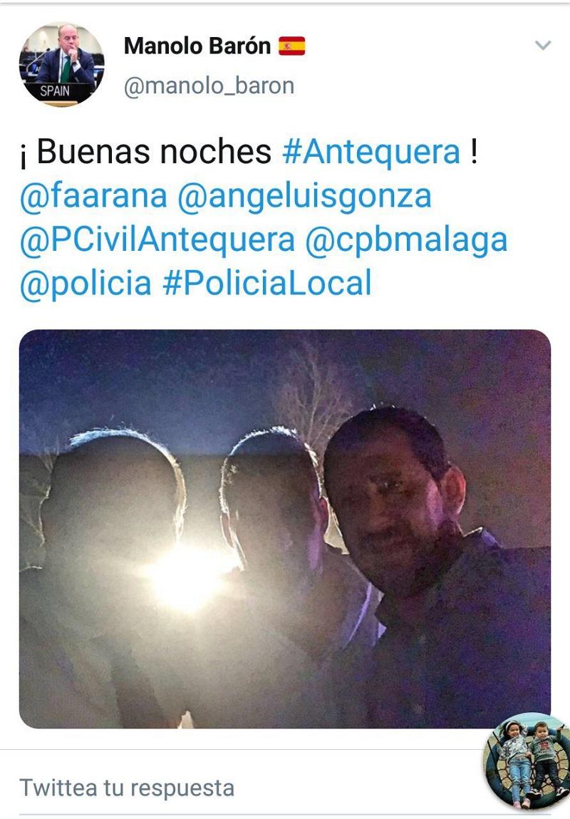 El alcalde de Antequera saca pecho de su heroicidad