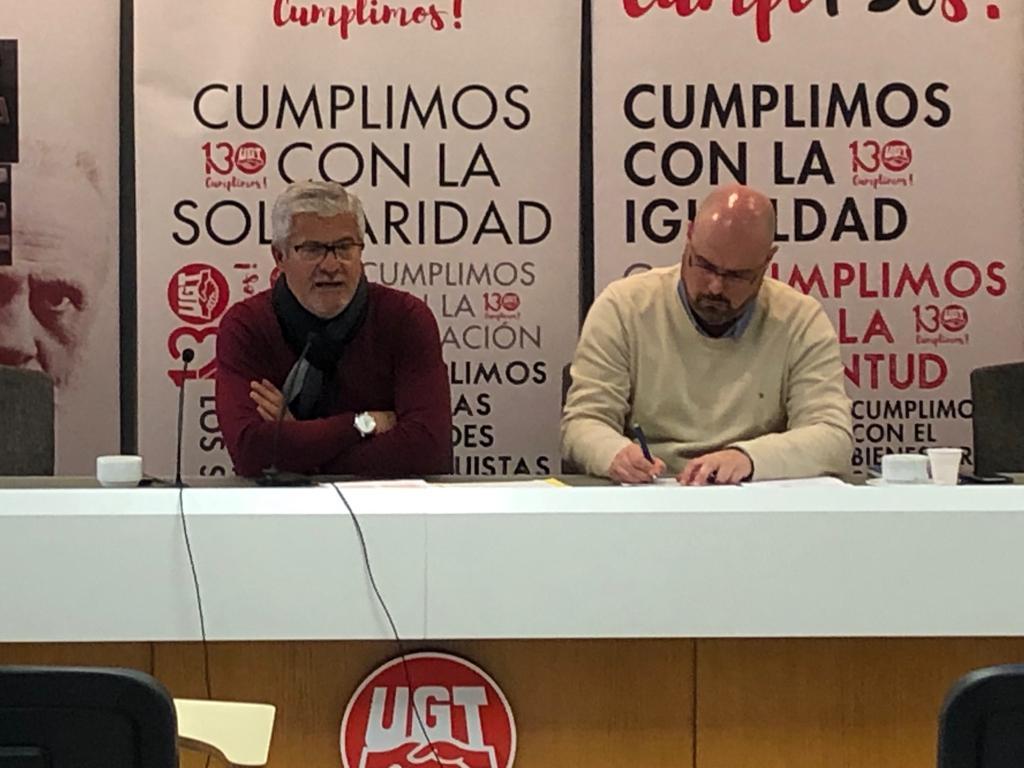 El secretario de Política Sindical de UGT, Gonzalo Pino y el responsable de digitalización del sindicato, José Varela